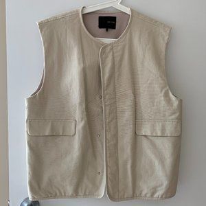Oak + Fort Men vest in Small
